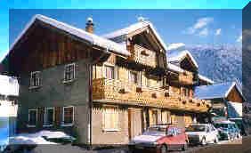 The Ground floor flat Pleney in the chalet Arthur, Morzine Avoriaz Portes du Soleil, France